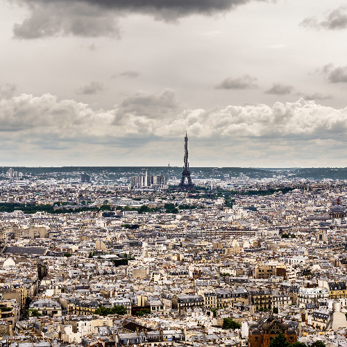 Paris View from Sacré-Cœur (Reinhold Möller, CC BY-SA 4.0, via Wikimedia Commons)